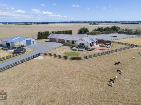 75 Spur Road West, Feilding