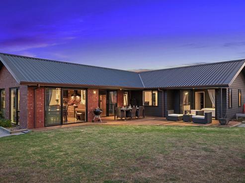 24 Pamela Christine Road, Patumahoe