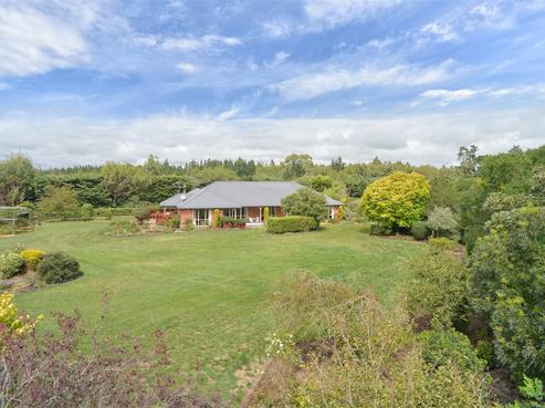 2226 South Eyre Road, West Eyreton