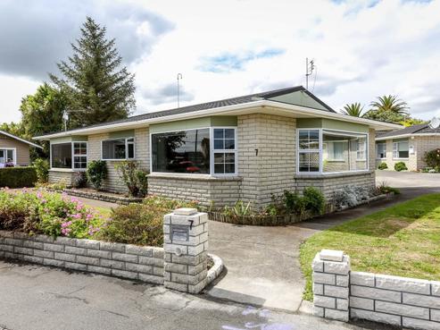 7 Tukapa Street, Westown