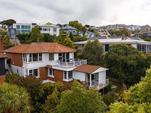 33 Erin Street, Roslyn