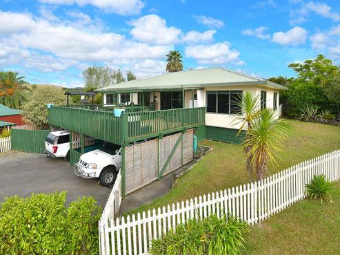 11 Cabeleigh Drive, Helensville