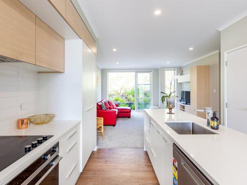 41 Sanremo Lane, Stanmore Bay