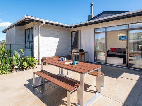 69 Prince Regent Drive, Half Moon Bay
