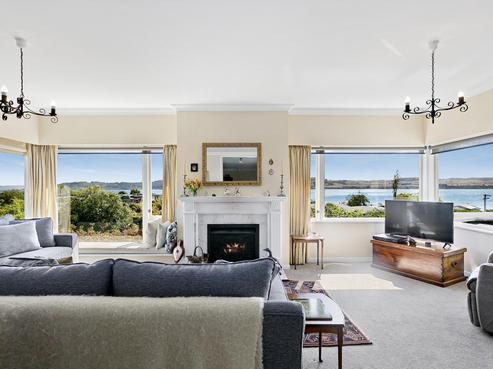 79 Rainbow Drive, Rainbow Point