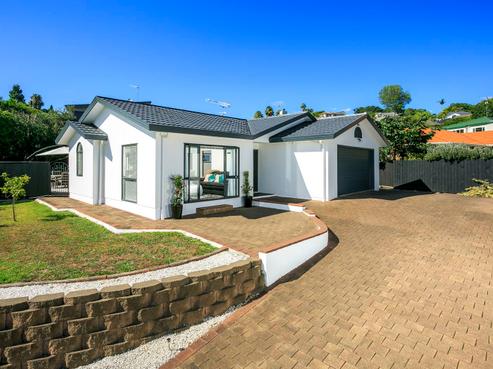 15 Thornbill Rise, Unsworth Heights