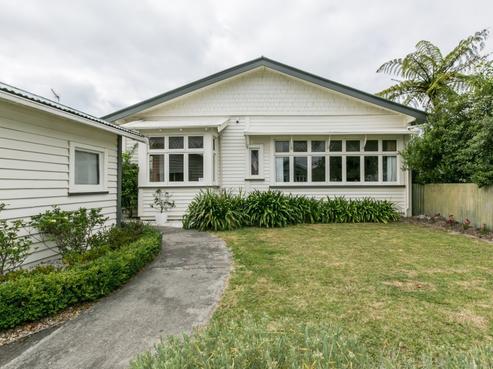 33 Nelson Crescent, Napier South