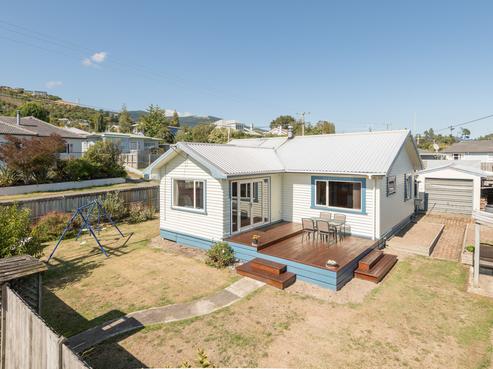 22 Maitland Avenue, Stoke