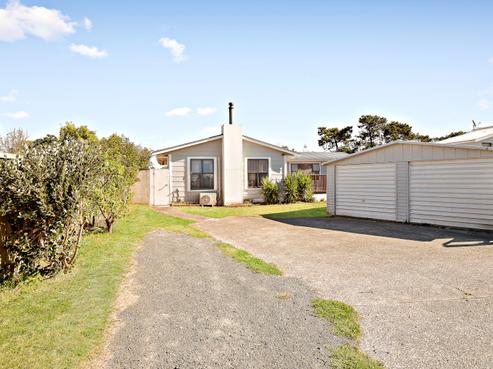 12 Maybelle Place, Kelston