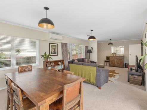 23A Saint Columbans Grove, Boulcott