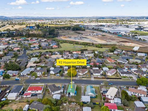 92 Hyperion Drive, Randwick Park