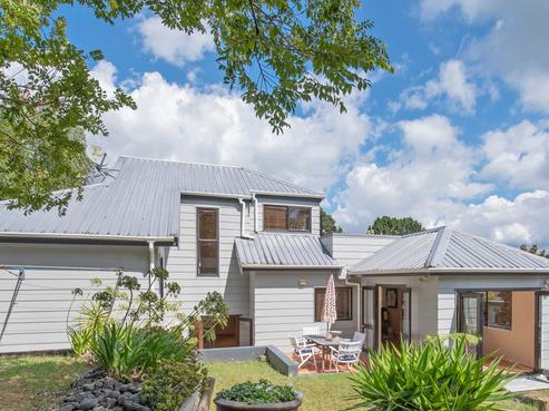 9 Telephone Road, Birkenhead