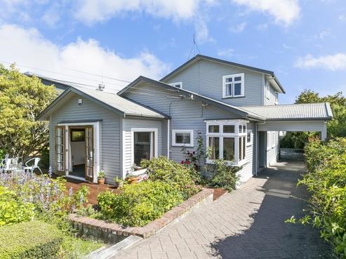 11 Raine Street, Karori