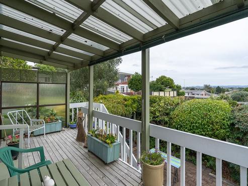 62B Macdonald Road, Glenview