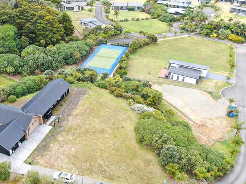 10 Platinum Place, Matapouri