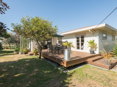 203 Ranzau Road, Hope