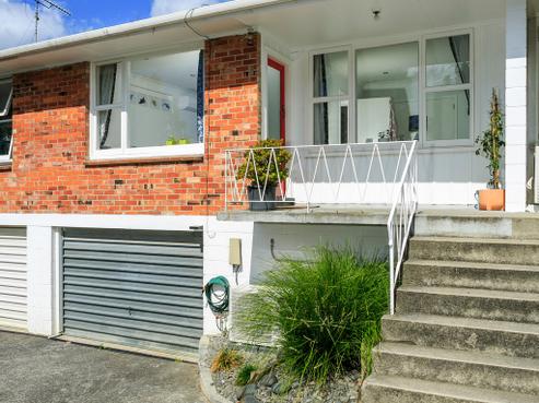 2/26 Rangatira Road, Birkenhead