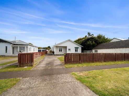 12 Puriri Street, Hawera