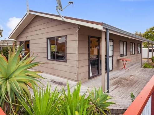 231 Port Road, Whangamata