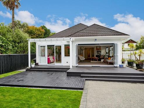 12 Rossiter Avenue, Waterloo