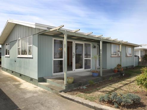 12 Folkestone Drive, Flaxmere