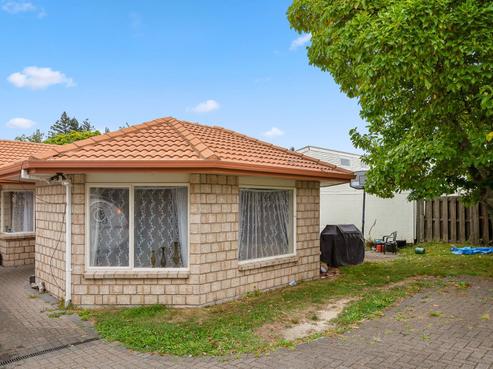 1A Iles Road, Lynmore