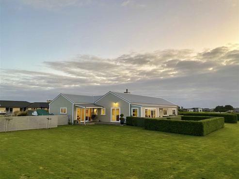 9 Sunrise Drive, Tisbury