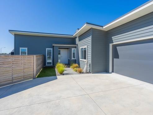 4 Mahia Lane, Waikanae