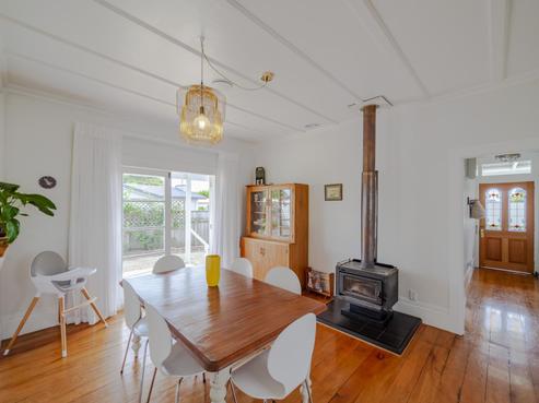 74 Shrimpton Road, Haumoana
