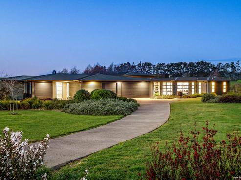 94 Bushlake Way, Kingseat
