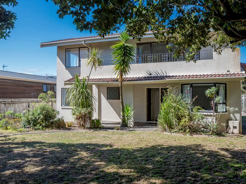 210 Manly Street, Paraparaumu Beach