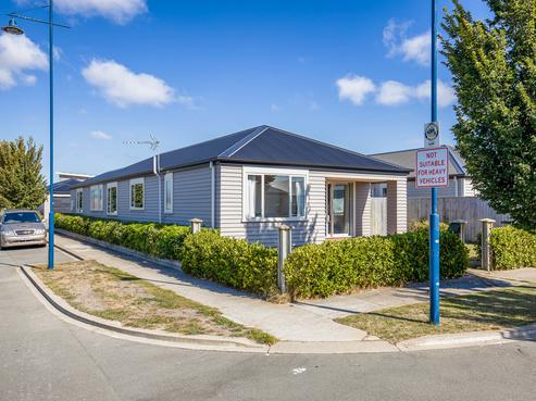 1 Pounamu Place, Pegasus