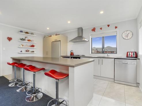 117 Te Manatu Drive, Huntington