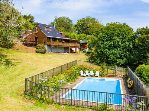 33 Golf Harbour Drive, Maunu