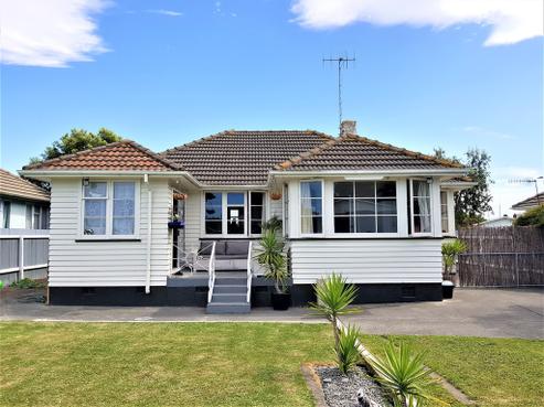 4 Massey Crescent, Marewa