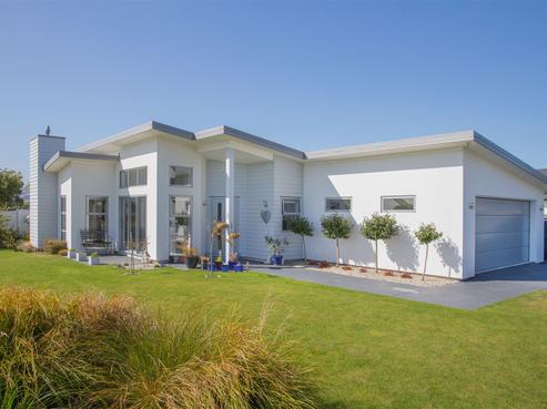 57 Liffey Springs Drive, Lincoln
