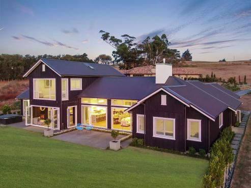 12 Myra Evelyn Grove, Dairy Flat