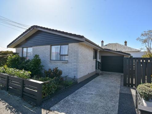 33 Bellona Street, Saint Kilda