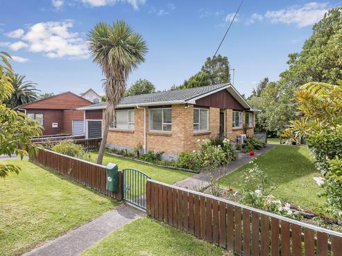 13A Sweetman Avenue, Paraparaumu Beach