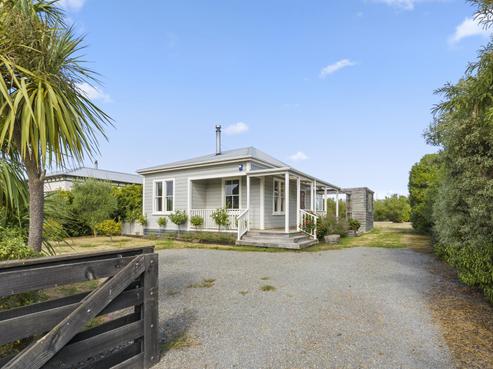 6 Esther Street, Martinborough