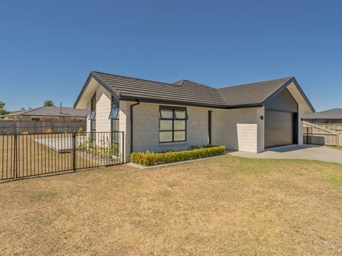 27 Alf Simpson Drive, Whitianga