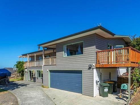 4 Robinia Place, Snells Beach