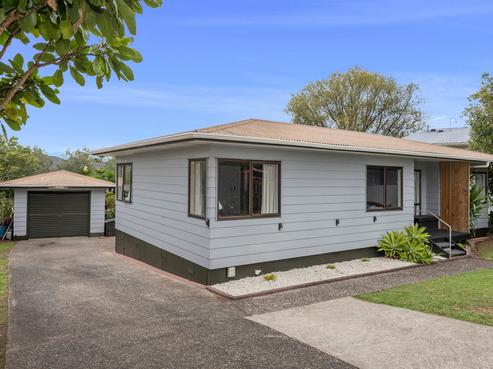 36 Thomas Street, Tikipunga