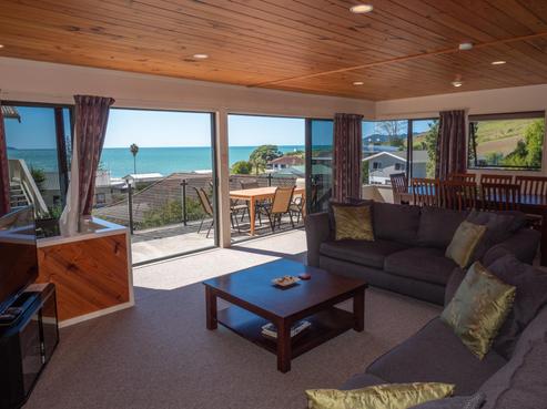 33 Stratford Drive, Cable Bay