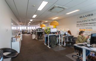 FITTED AND OPEN PLAN OFFICE