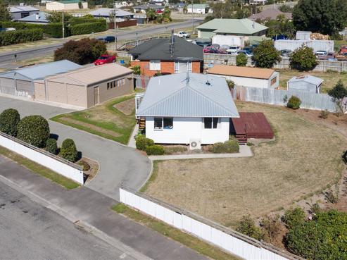 6 Isleworth Road, Hinds