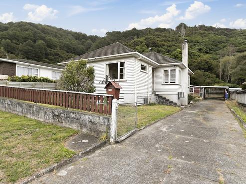 28 Kowhai Street, Wainuiomata