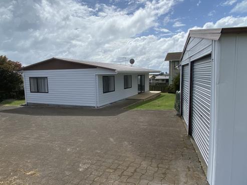 8A Pleiades Street, Waitara