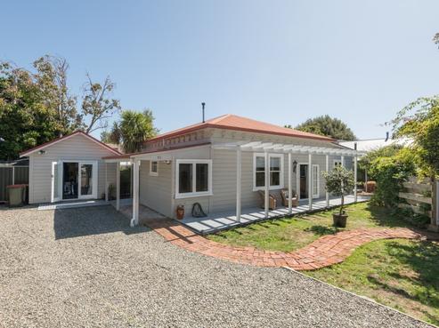61 Bronte Street East, Nelson City