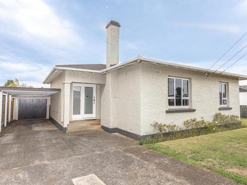 25 Fergusson Street, Springvale